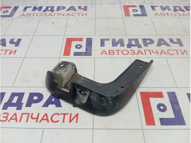 Брызговик передний правый Kia Rio 86832H0000