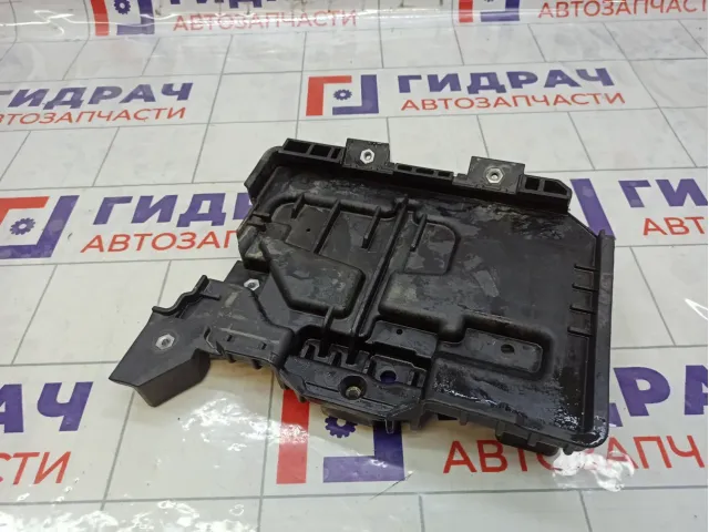Кронштейн крепления аккумулятора (АКБ) Kia Rio 37150H5000