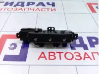 Кнопка обогрева рулевого колеса Kia Rio (FB) 93300H0200WK