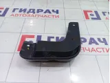 Брызговик передний левый Kia Rio (FB) 86831H0000