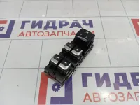 Блок управления стеклоподъемниками Kia Rio (FB) 93571H0100CA