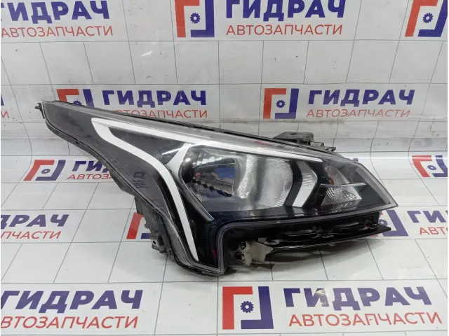 Фара правая Kia Rio (FB) 92102H0500