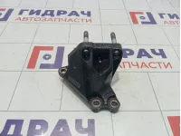 Кронштейн двигателя правый Kia Rio (FB) 216702B100