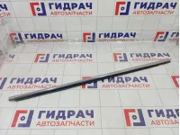 Накладка стекла переднего правого Kia Rio X-Line 82220H0010