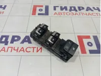 Блок управления стеклоподъемниками Kia Rio X-Line 93571H0100CA