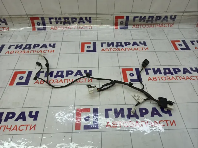 Проводка двери багажника Kia Rio X-Line 91681H0520
