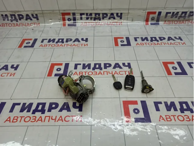 Замок зажигания Kia Rio X-Line 81900H8C00