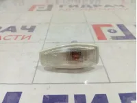 Повторитель на крыло Kia Rio 2 (JB) 92303-25500