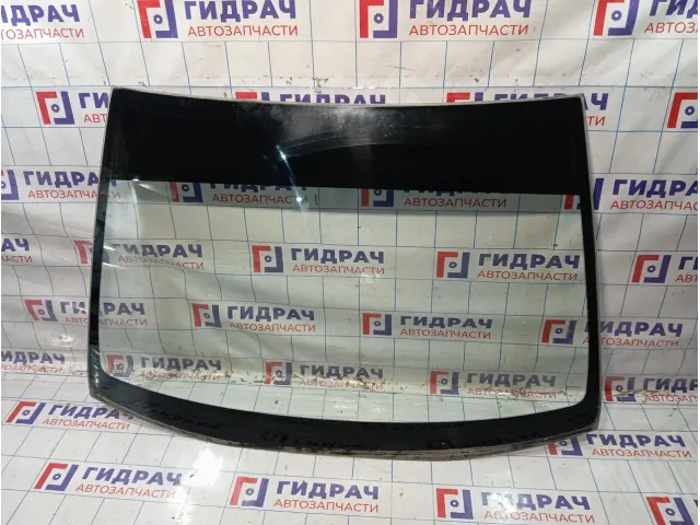 Стекло лобовое Kia Rio 2 (JB) 86110-1G120