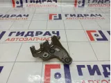 Кронштейн крепления троса КПП Kia Rio 2 (JB) 43920-32020