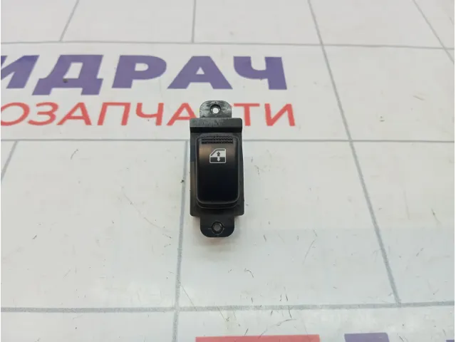 Кнопка стеклоподъемника Kia Rio 2 (JB) 93581-1G001