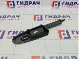 Накладка кнопки стеклоподъемника передняя правая Kia Rio 2 (JB) 827201G042D7