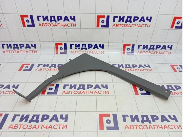 Накладка багажника правая Kia Rio 2 (JB) 85722-1G000-XI
