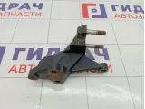 Кронштейн двигателя правый Kia Rio 2 (JB) 21670-26005