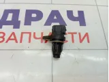 Датчик положения коленвала Kia Rio 2 (JB)