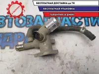 Фланец двигателя системы охлаждения Kia Rio 4 256002B003 Отличное состояние