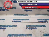 Торсион багажника правый Kia Rio 4 79283H0000 Отличное состояние