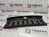 Обшивка багажника на заднюю панель Kia Rio 3 (QB) 857704Y000WK