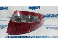 Фонарь задний наружный правый Kia Rio 3 92402-4X000. Дефект.