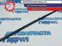 Накладка стекла переднего правого Kia Rio 3 82220-4Y000.