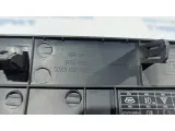Крышка блока предохранителей Kia Rio 3 847554Y000WK. Потертость.