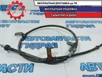 Трос стояночного тормоза Kia Rio 3 59770-1R300.