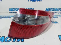 Фонарь задний наружный правый Kia Rio 3 92402-4X000.