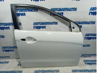 Дверь передняя правая Kia Rio 3 76004-4Y000.
