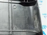 Обшивка стойки средней правой нижняя Kia Rio 3 858454Y000WK. Сломано крепление.