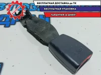 Ответная часть ремня безопасности центральная Kia Rio 3.