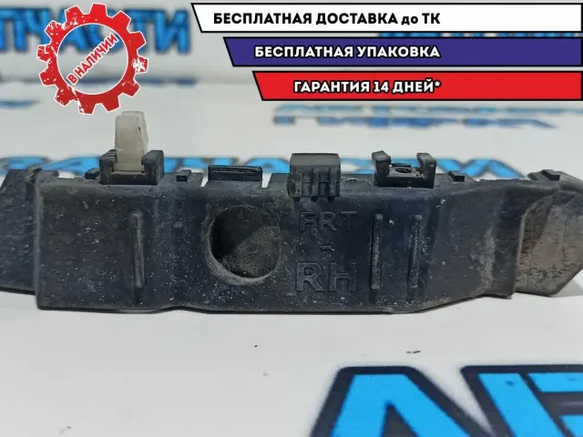 Направляющая переднего бампера правая Kia Rio 3 86514-4Y000. Сломано крепление.