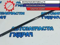 Накладка стекла переднего левого Kia Rio 3 82210-4Y000.