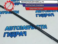 Накладка стекла заднего левого Kia Rio 3 83210-4Y000.