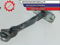 Ограничитель двери передний правый Kia Rio 3 79390-4Y000.