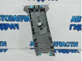 Обшивка стойки средней правой верхняя Kia Rio 3 858404Y1008M. Царапины.