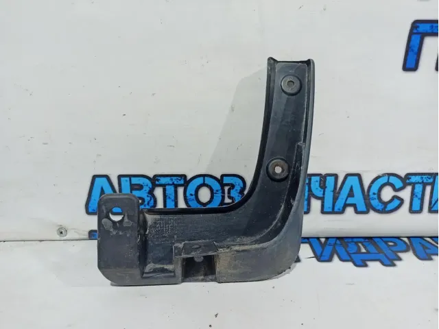 Брызговик передний правый Kia Rio 3 86832-4Y000.