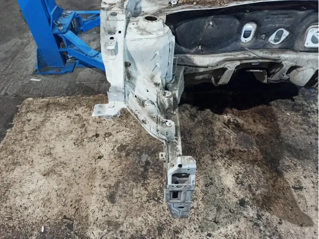 Лонжерон передний правый Kia Rio 3.