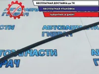Накладка стекла заднего левого Kia Rio 3 83210-4Y000.