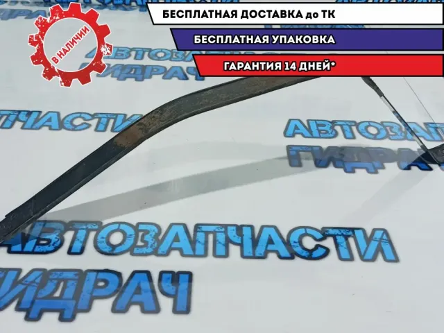 Лента крепления бензобака правая Kia Rio 3 31211-4L000.