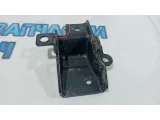 Кронштейн задний Kia Rio 3 45218-23600. Дефект.