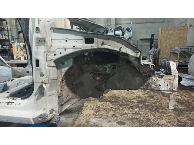 Лонжерон передний правый Kia Rio 3 .