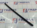 Уплотнитель стекла двери заднего правого Kia Rio 3 (QB) 83241-4X000