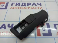 Накладка в торпедо под кнопки Kia Rio 3 (QB) 93310-4Y100