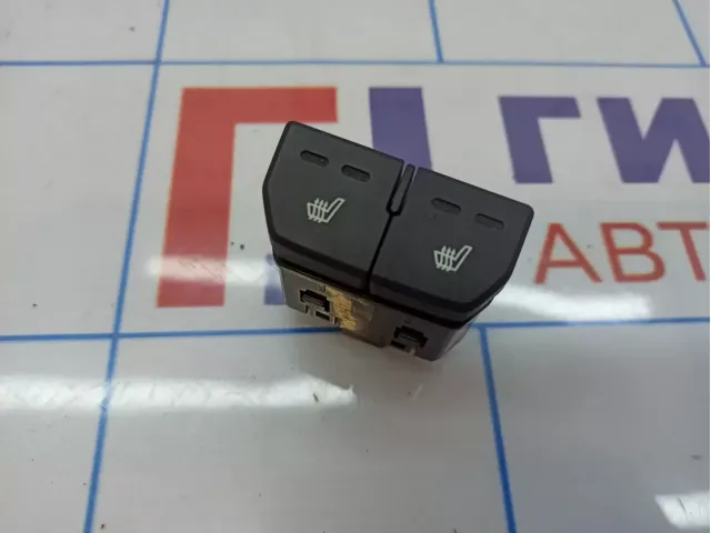 Кнопка обогрева сидений Kia Rio 3 (QB) 846754Y000WK