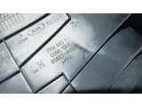 Накладка порога внутренняя левая Kia Rio 3 858234Y000WK.