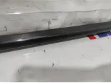 Накладка стекла переднего правого Kia Rio 3 82220-4Y000. Царапины.