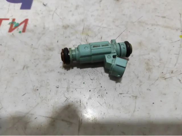 Форсунка топливная Kia Rio 3 35310-26600.