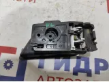 Ручка двери передней внутренняя левая Kia Rio 3 82610-4Y000-ASQ. Царапины.