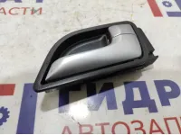 Ручка двери задней внутренняя правая Kia Rio 3 83620-4Y000-ASQ. Царапины.