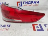 Фонарь задний наружный правый Kia Rio 3 92402-4X500. Дефект.